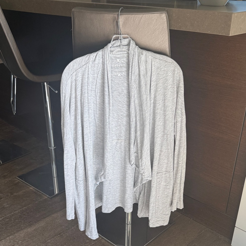 Velvet by Graham & Spencer Heather Light Gray Open Front Cardigan